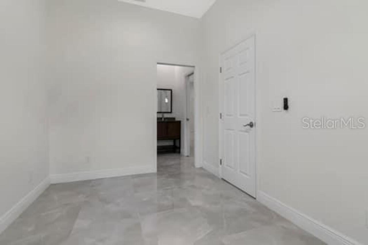 Listing Photo 25