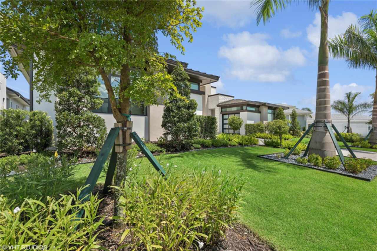 3BR, Home, 4BA, $4,975,000
Read More