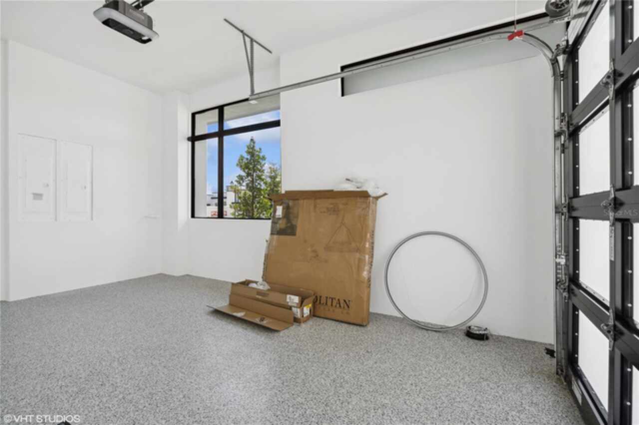 Listing Photo 17