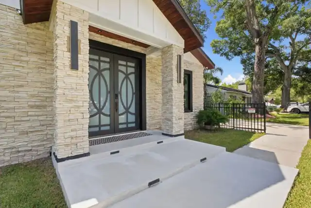 Listing Photo 16