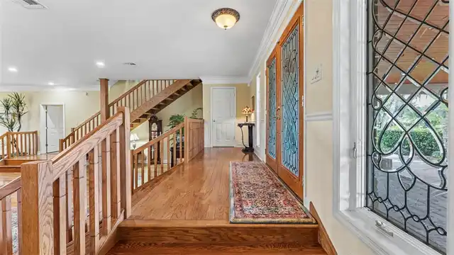 Listing Photo 17