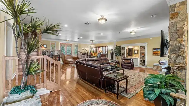 Listing Photo 21