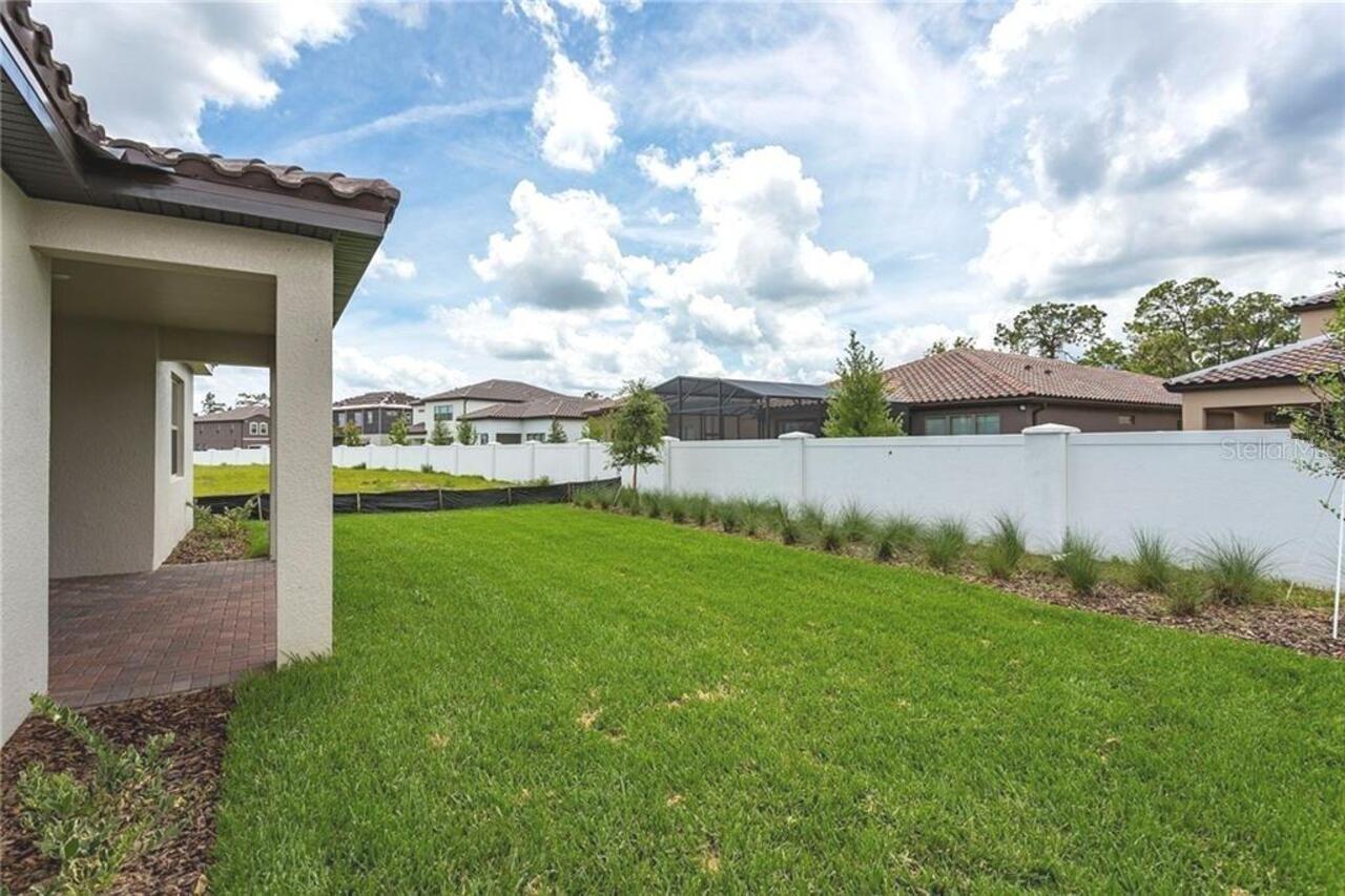 Listing Photo 19