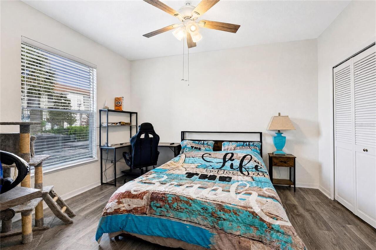 Listing Photo 16