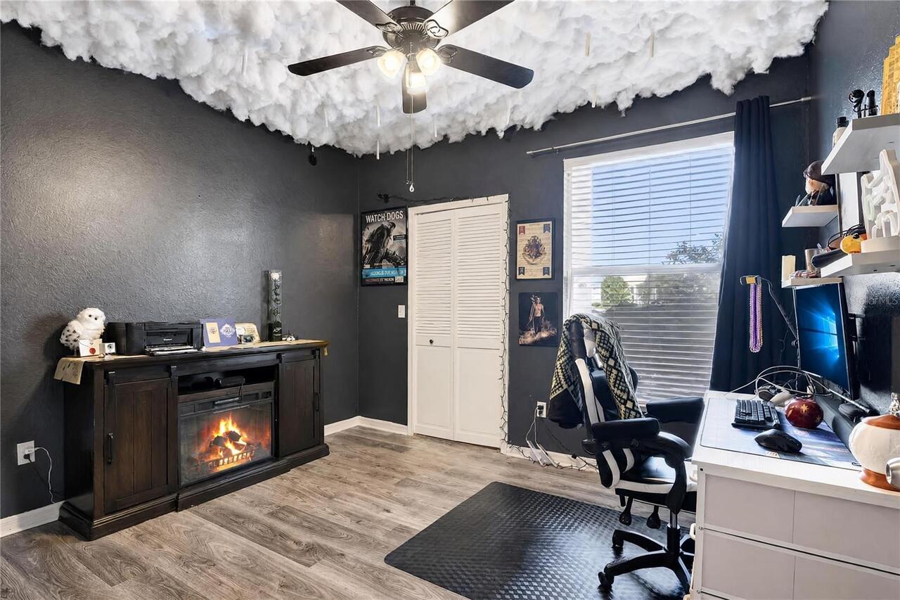 Listing Photo 18
