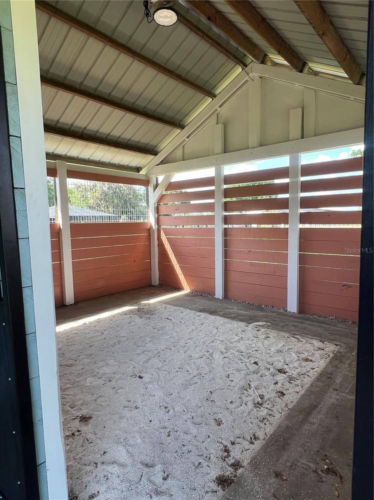 Listing Photo 25
