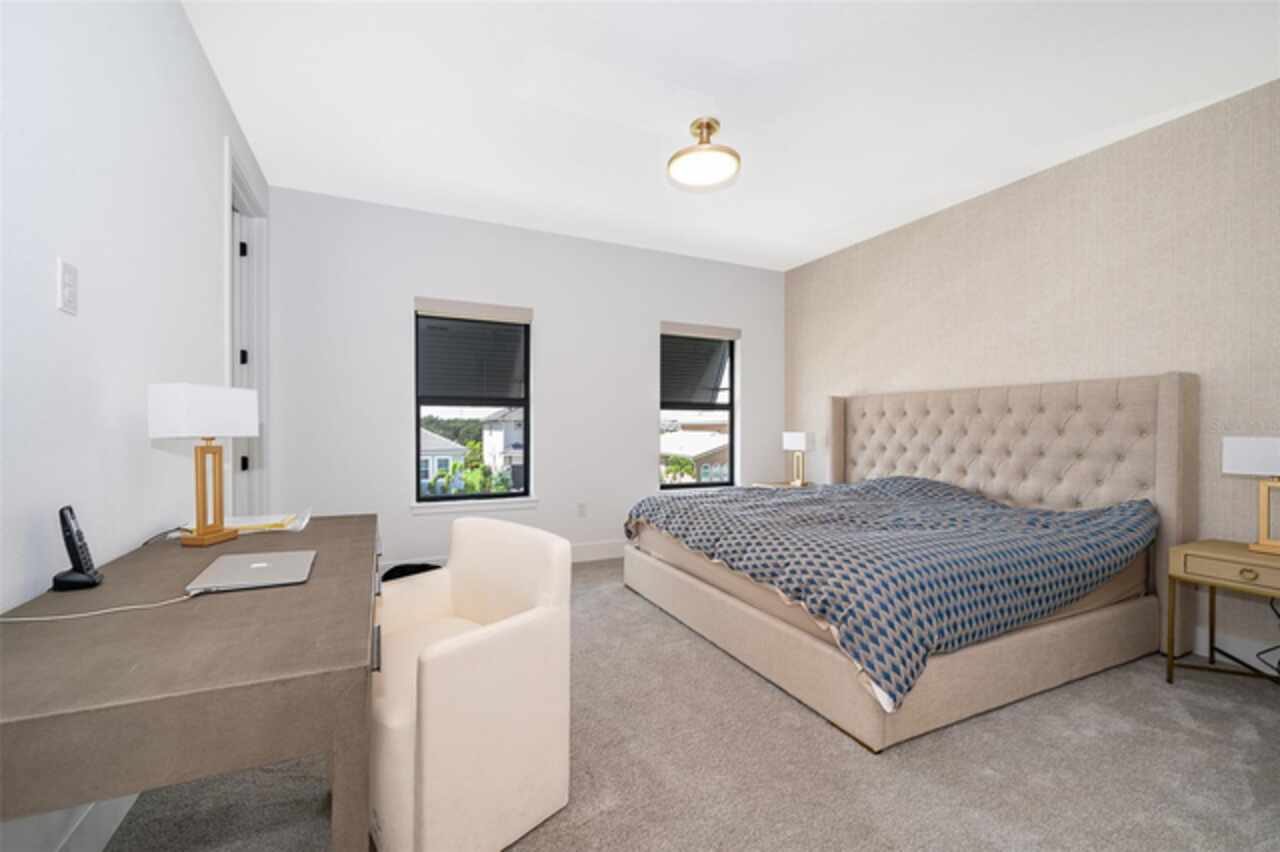Listing Photo 18