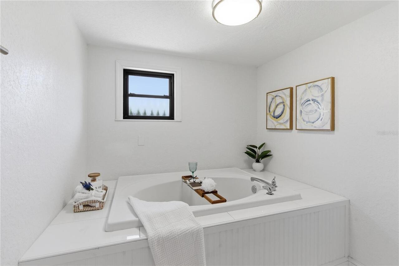 Listing Photo 28