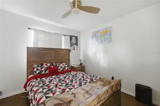 Listing Photo 17