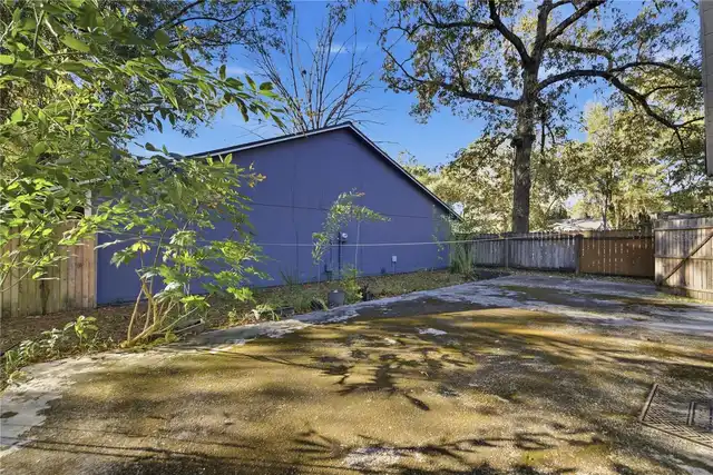 Listing Photo 22