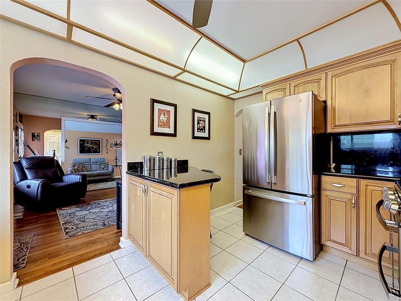 Listing Photo 12
