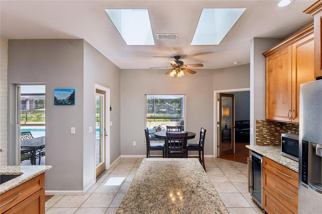 Listing Photo 17
