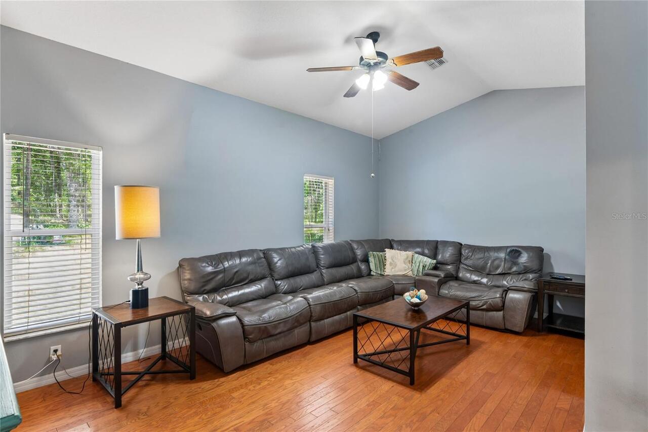 Listing Photo 22