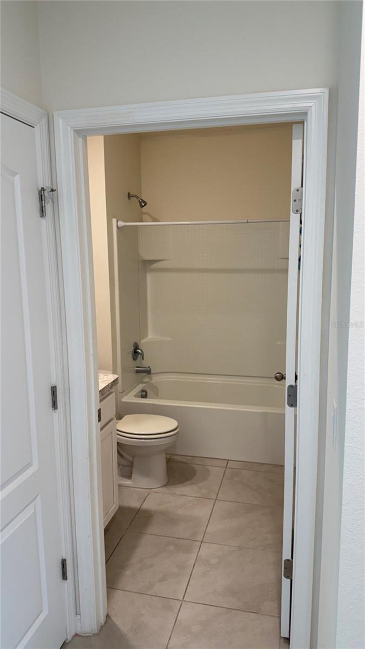 Listing Photo 14