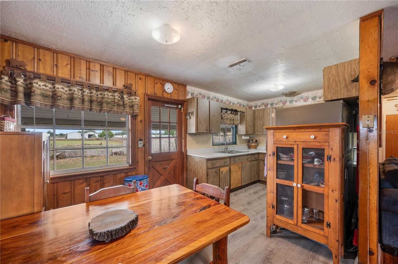 Listing Photo 15