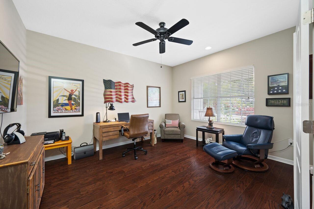 Listing Photo 9