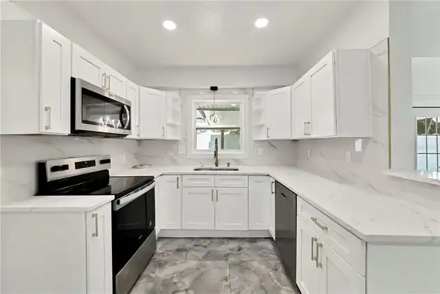 Listing Photo 21