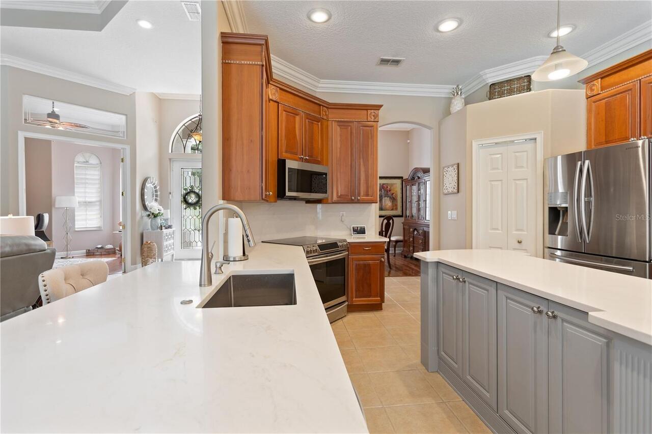 Listing Photo 12