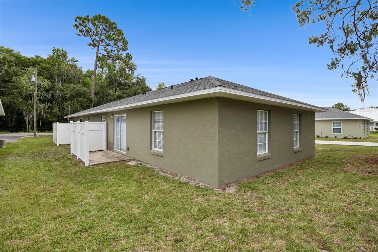Listing Photo 17