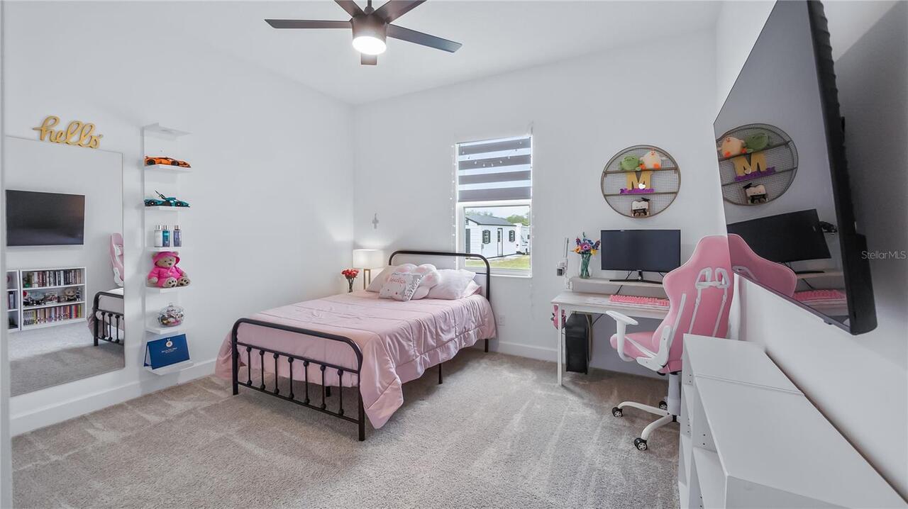 Listing Photo 8