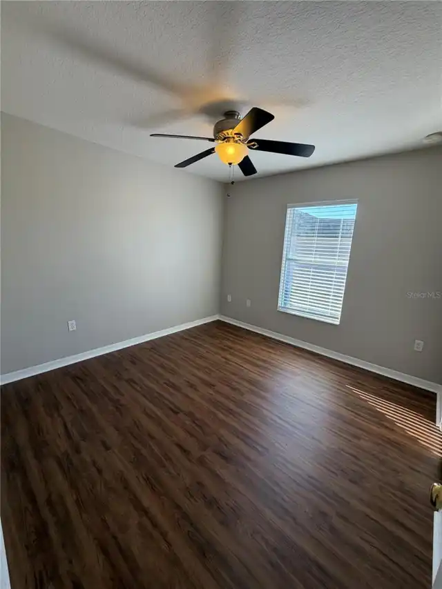 Listing Photo 34