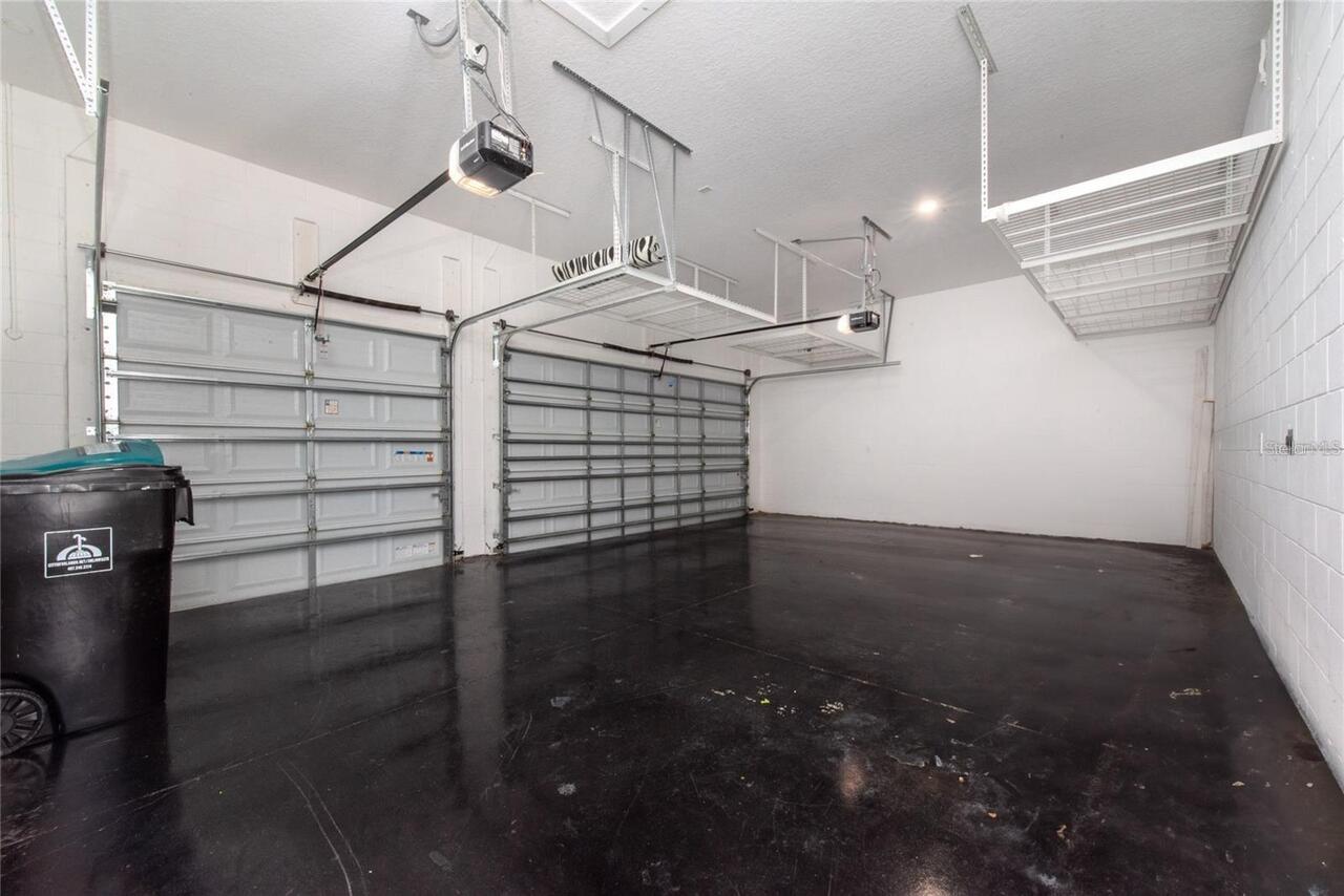 Listing Photo 10