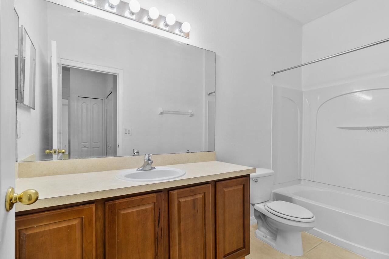 Listing Photo 16