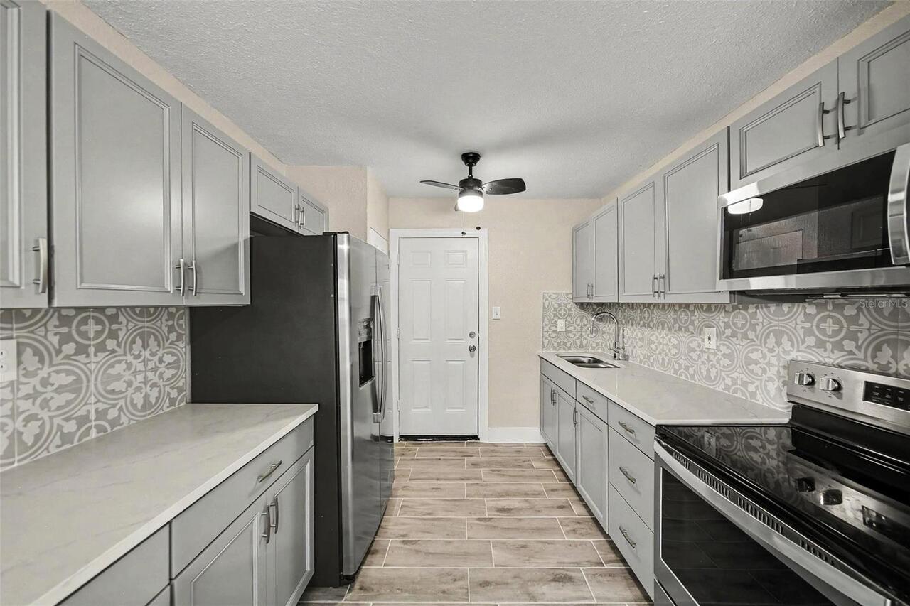 Listing Photo 7