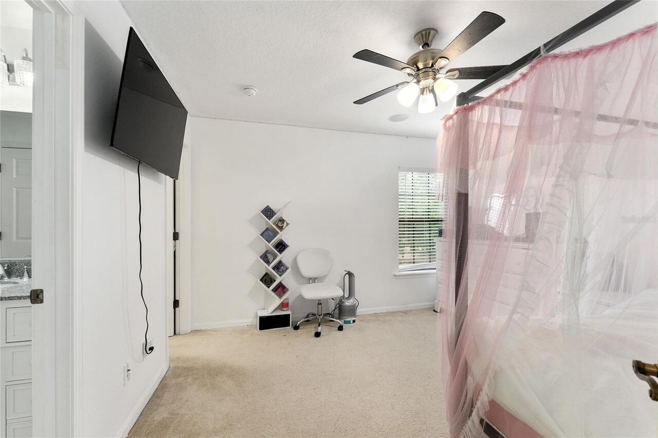 Listing Photo 34