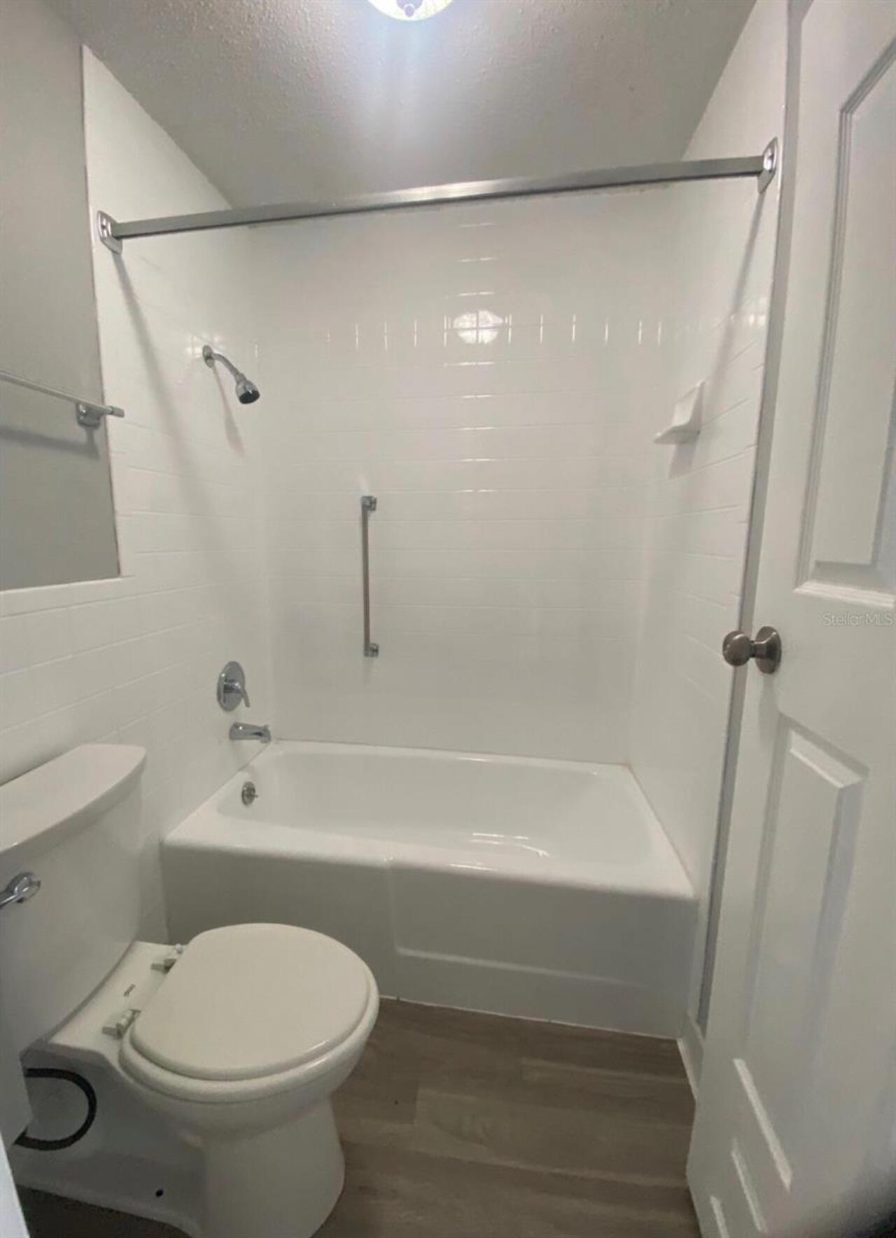 Listing Photo 7