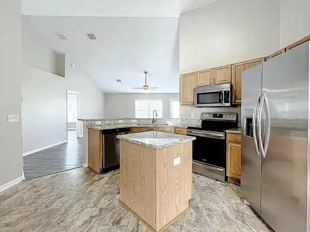 Listing Photo 7