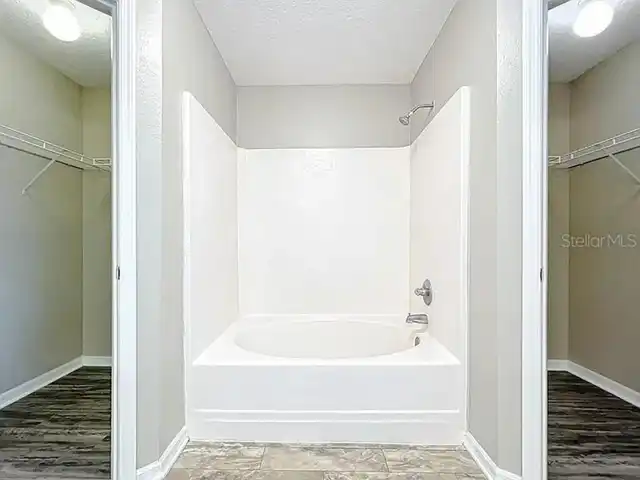 Listing Photo 20