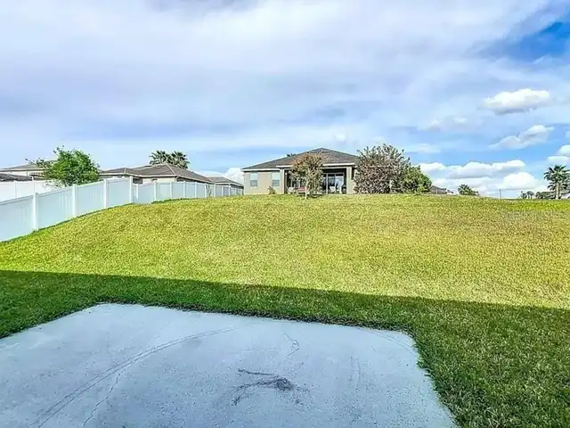 Listing Photo 36