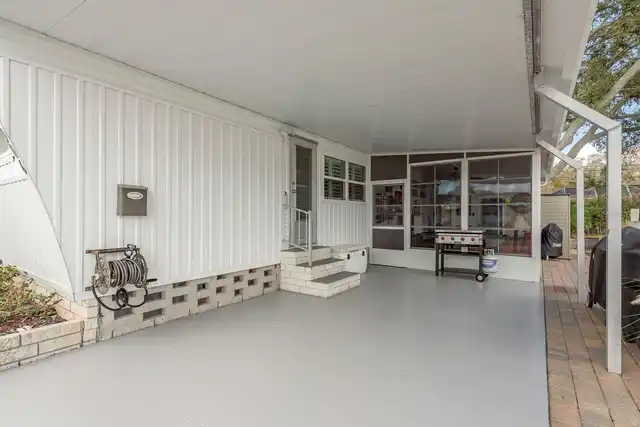 Listing Photo 22