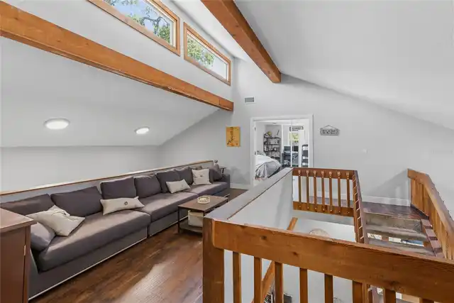 Listing Photo 22