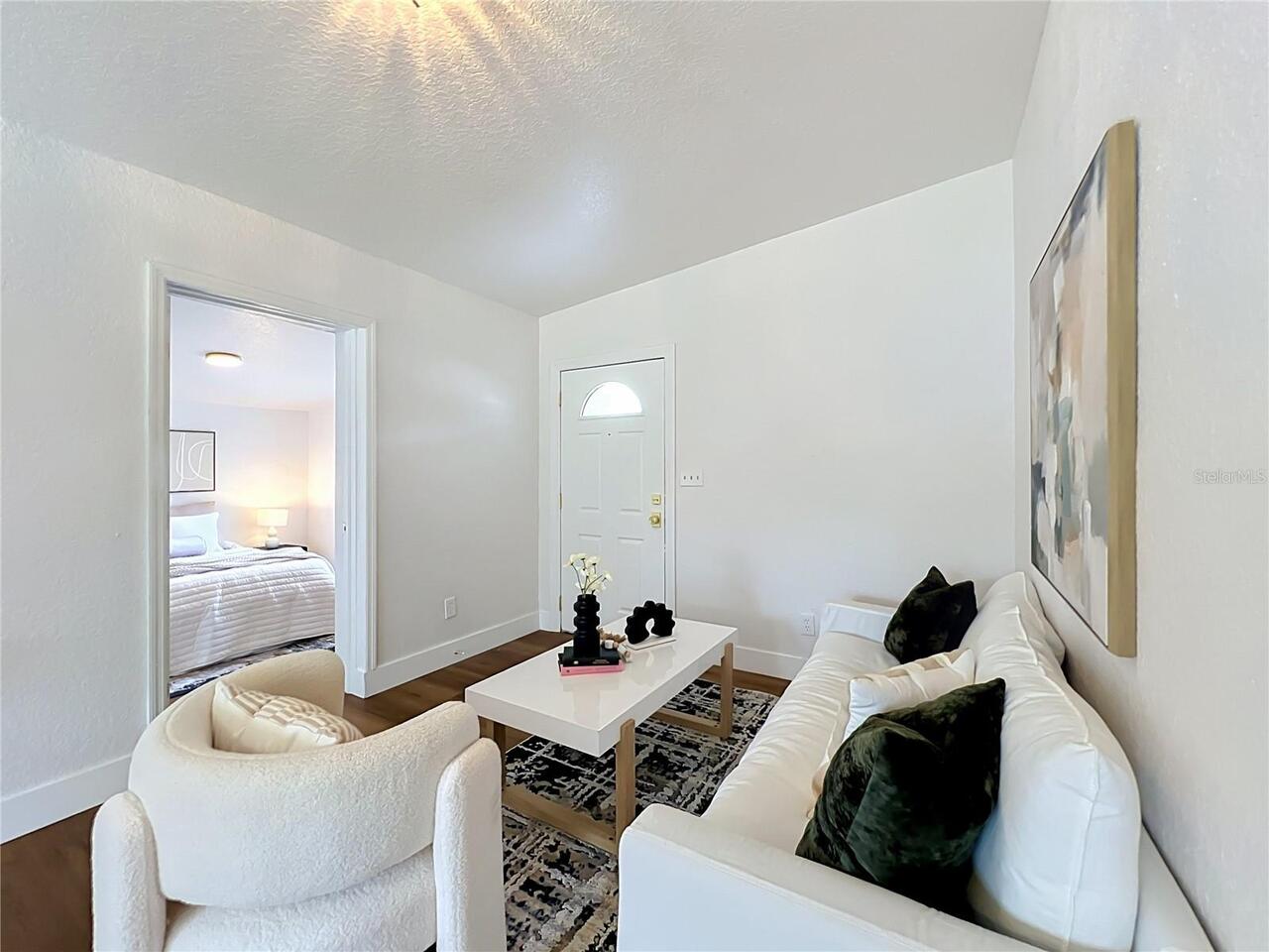 Listing Photo 8
