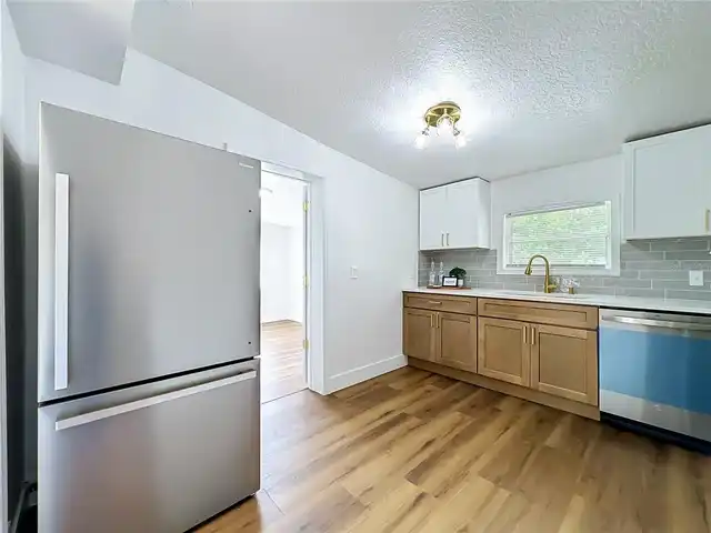 Listing Photo 20