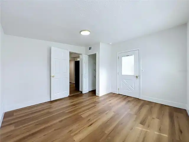 Listing Photo 33