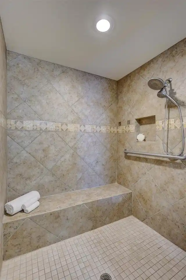 Listing Photo 13