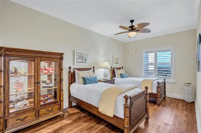 Listing Photo 17