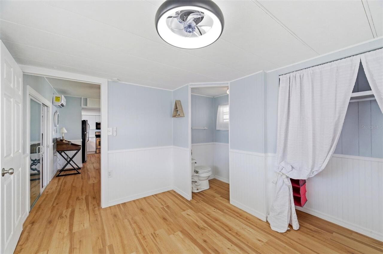 Listing Photo 14