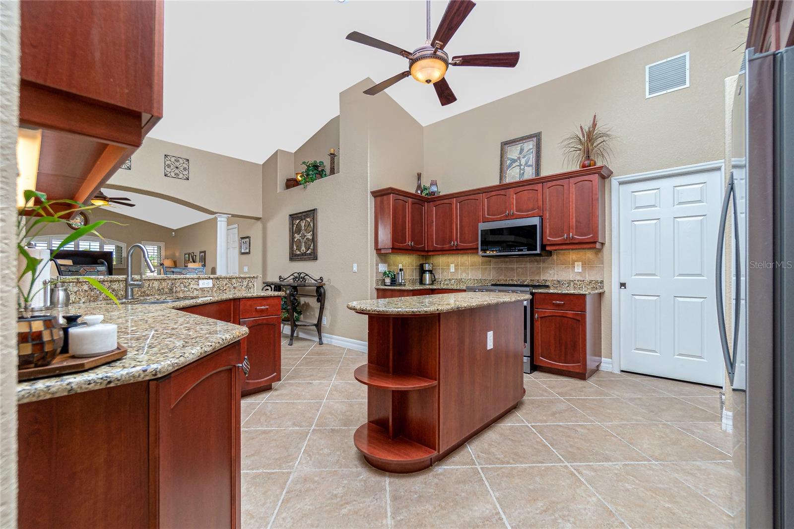 Listing Photo 18