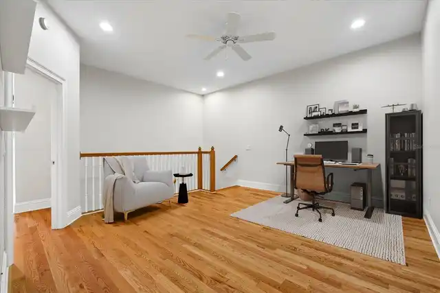Listing Photo 16