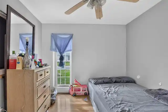 Listing Photo 13