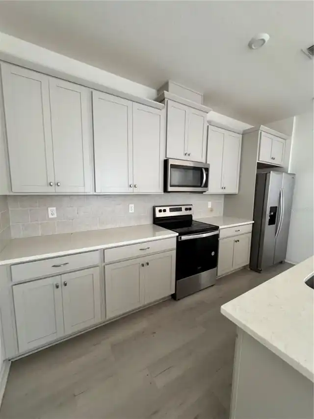 Listing Photo 9