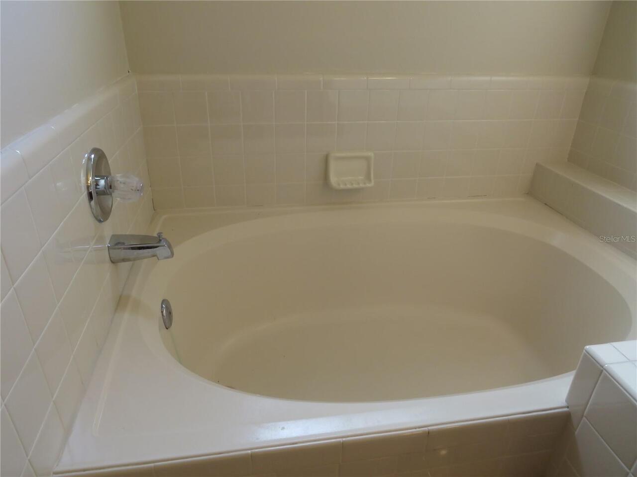 Listing Photo 15