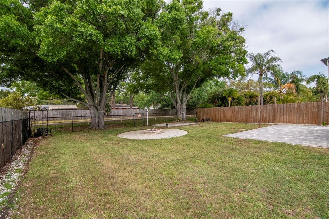 Listing Photo 37
