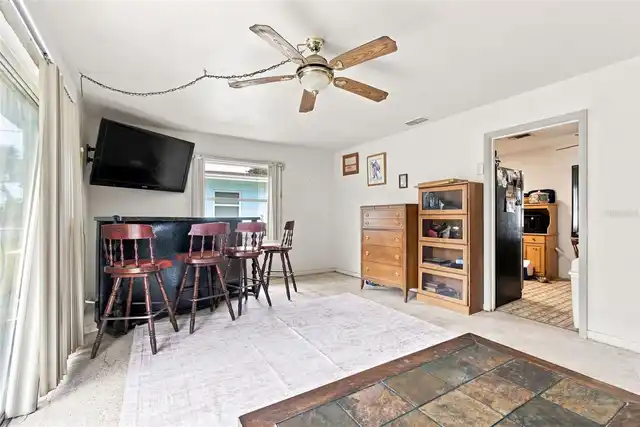 Listing Photo 17