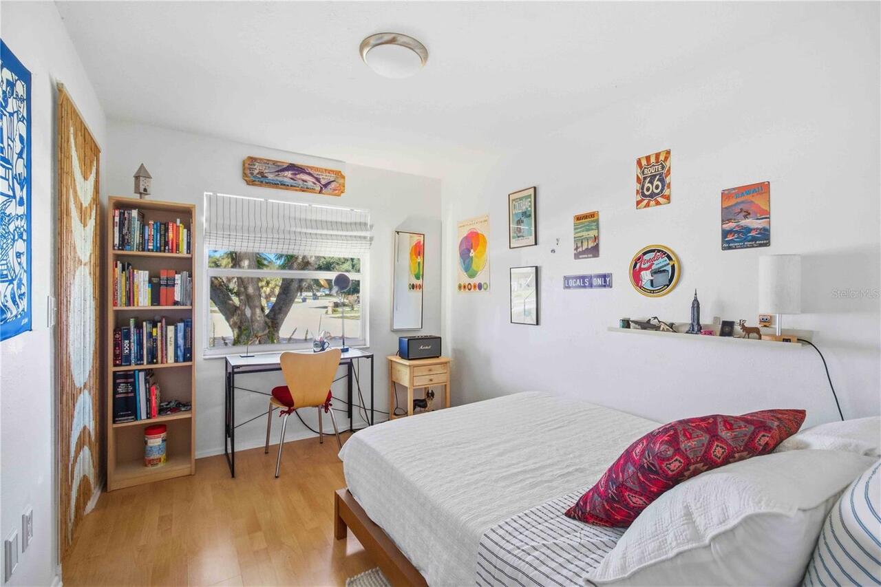 Listing Photo 10
