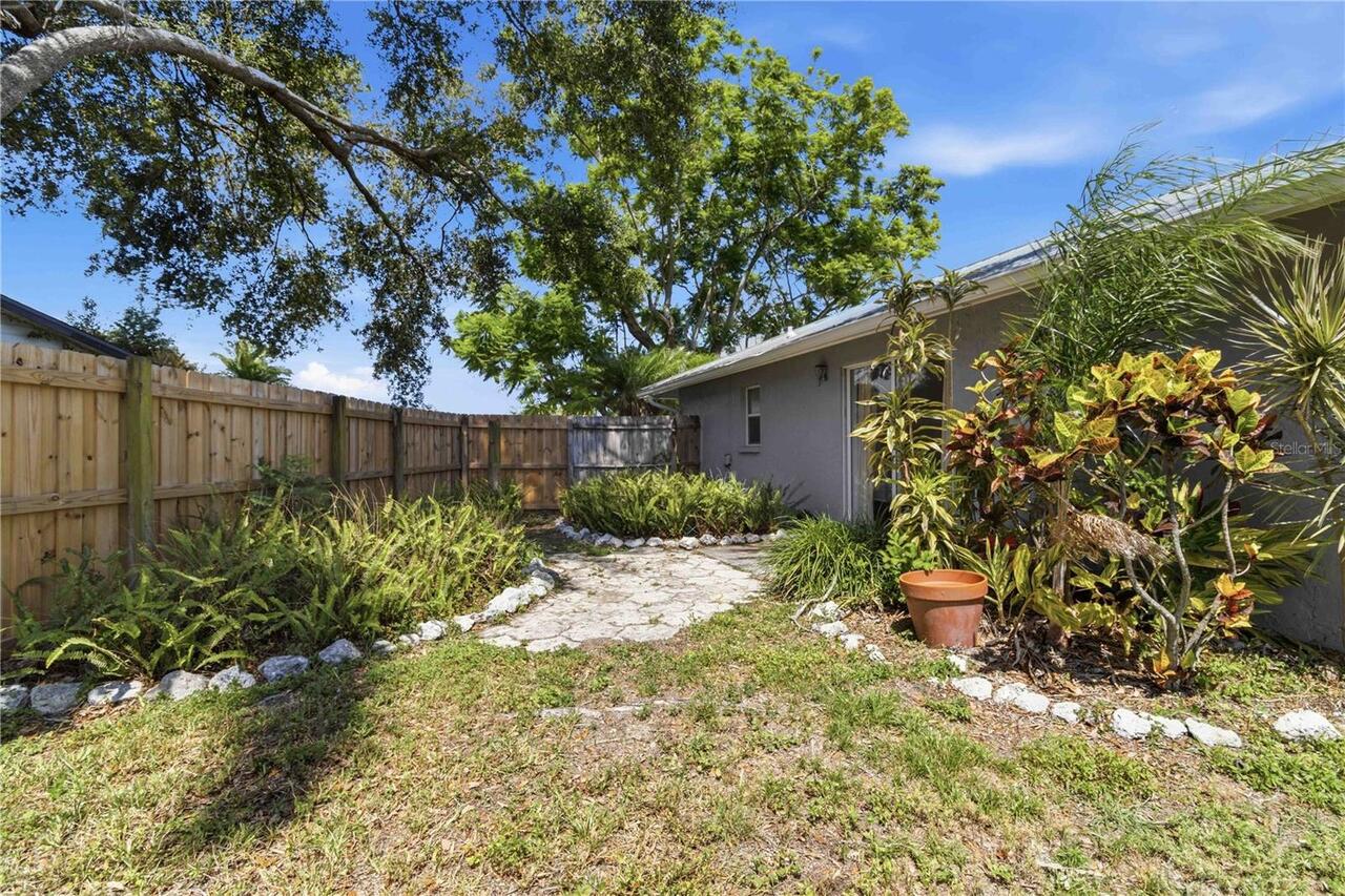 Listing Photo 25